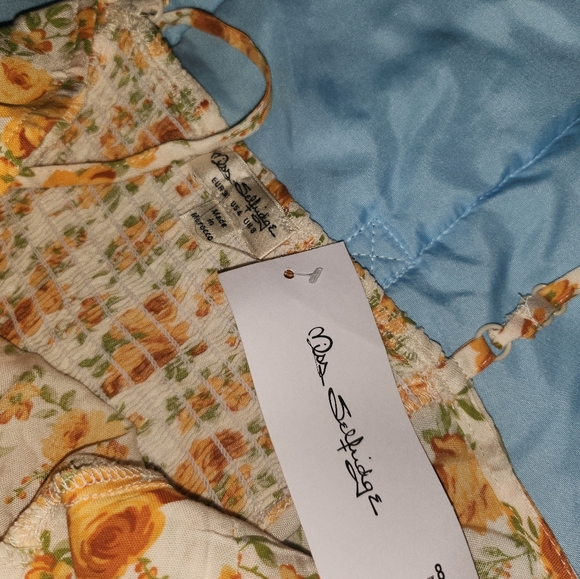 Asos - Picture 2 of 4